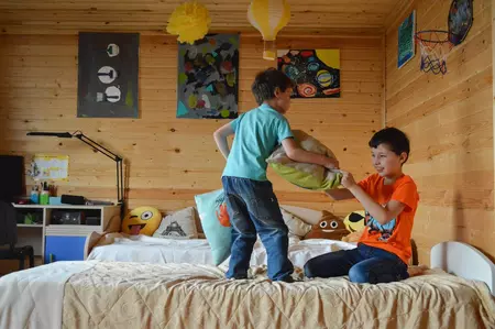 Assainir l’air dans la chambre des enfants