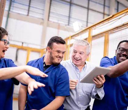 teamwork - travail en équipe - solidarité